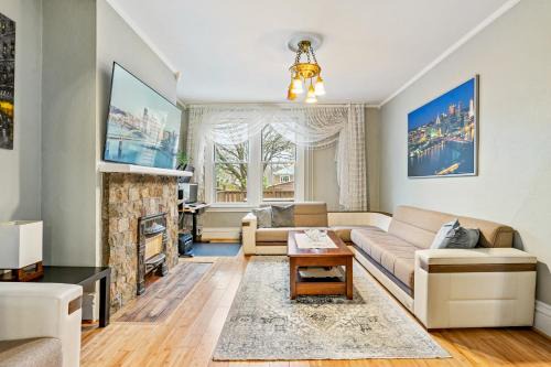 Cozy Stay in Pittsburgh