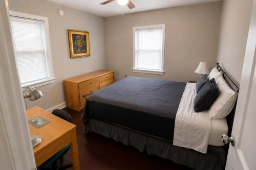 Cozy Stays - Budget Friendly - Fast Wifi - Smart Tv