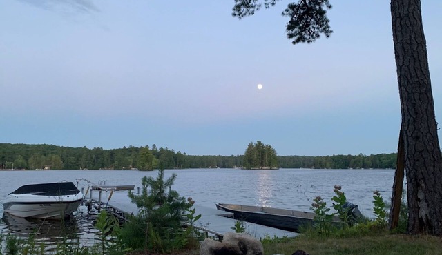 Cozy Waterfront Cabin on Little Sebago W/Paddleboards, Kayaks, Canoe, Fire-pit