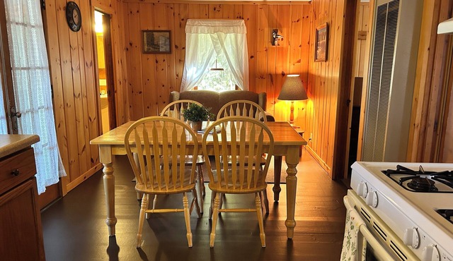 Creeks Bend {Cabin 3}