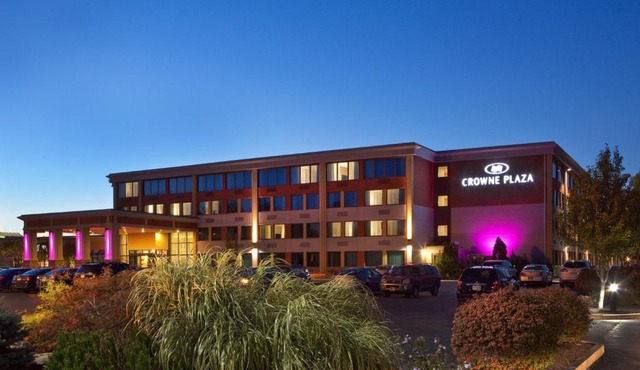 Crowne Plaza Boston - Woburn by IHG