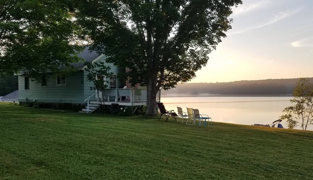 Damariscotta lakefront house on Maine's coast availability August and September