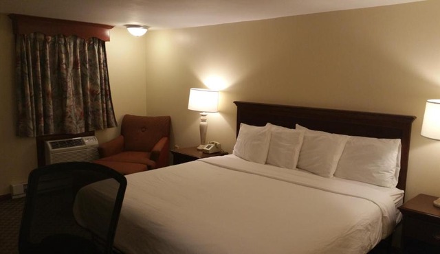 Dartmouth Motor Inn