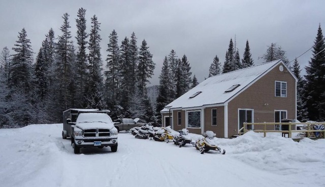 Direct Snowmobile Access: Cozy 3 Bed 2 Bath Cape