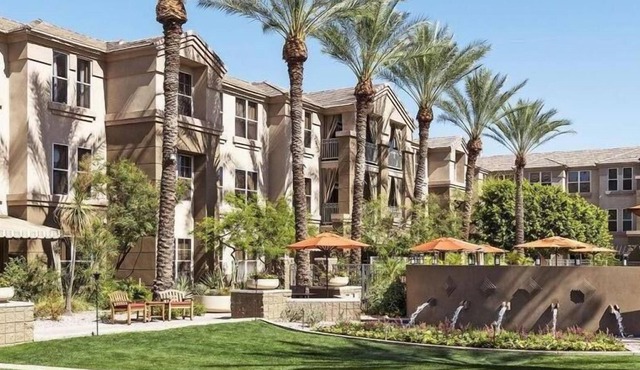 Discover Ideally Located Suites in Gainey Ranch AZ w/ Free Parking & Breakfast!