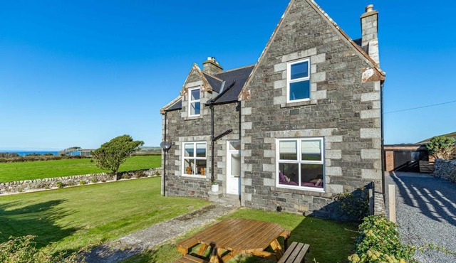 Dourie Farmhouse