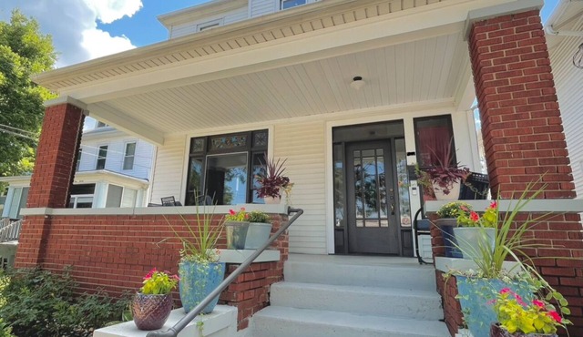 Downtown*Lake*Cedar Pt*Kalahari*Sports Force*2Kitchens*2Porches*Grill*Fire Pit