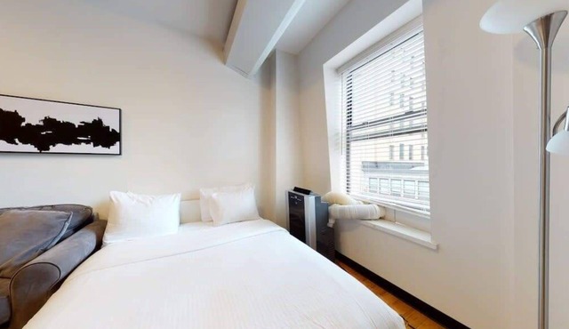 Downtown Stylish Boston Studio
