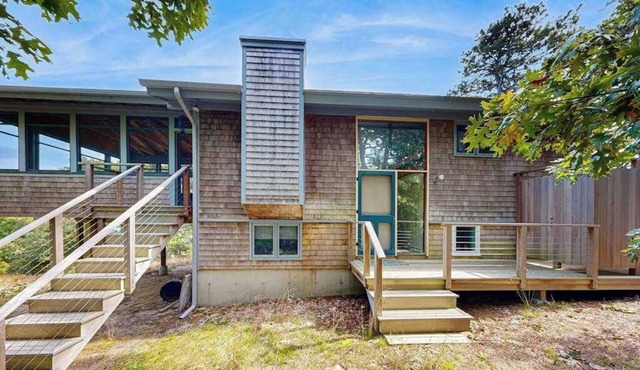 Drummer Cove Retreat | House in Wellfleet