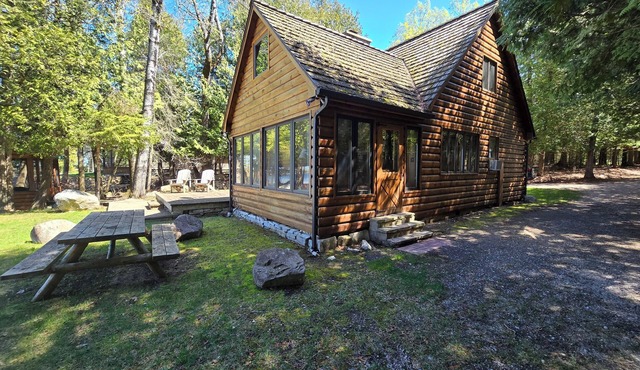 Drummond Island Hotel & Vacation Homes - Camp McGinnis