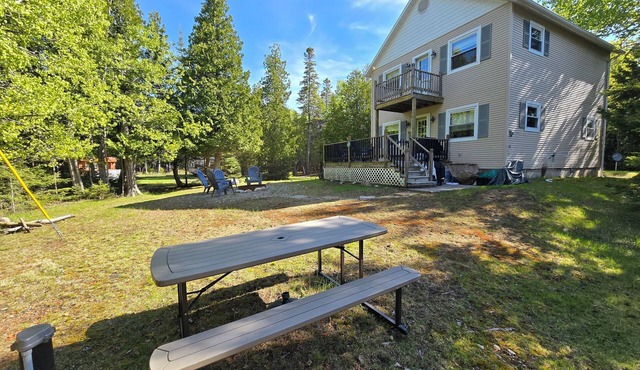 Drummond Island Hotel & Vacation Homes - Markus Retreat