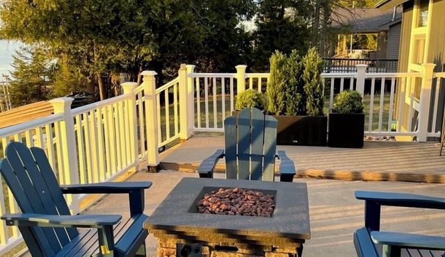 Drummond Island Hotel & Vacation Homes - Island Dream Inn