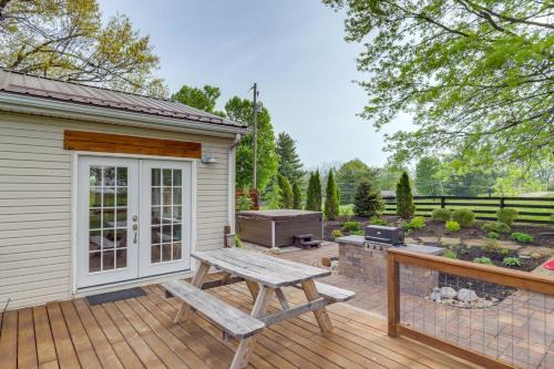 Dry Ridge Rental Home w/Hot Tub & Game Room!