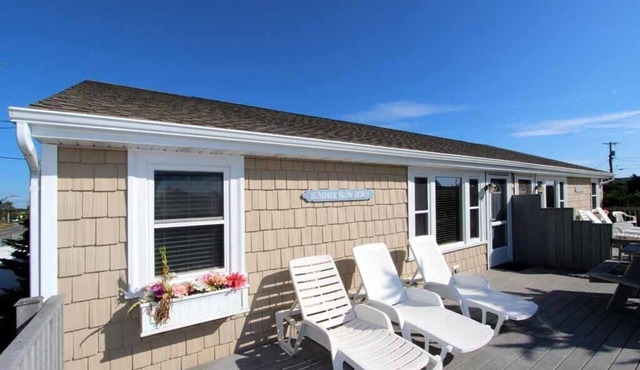 Duplex Unit Close To Beaches! (1813)