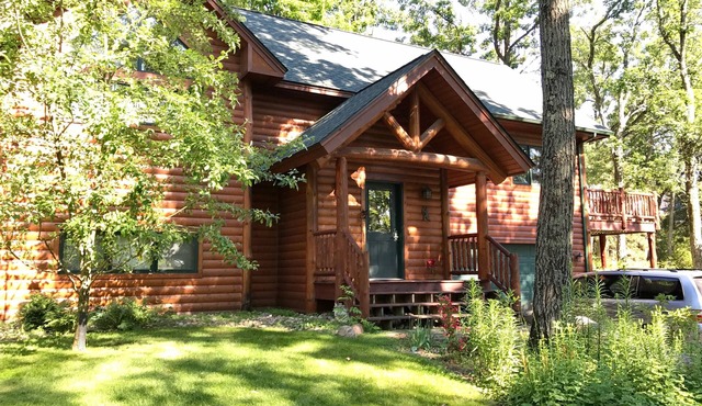 Eagle Pines: Rare, Beautiful North Shore of Gull Lake
