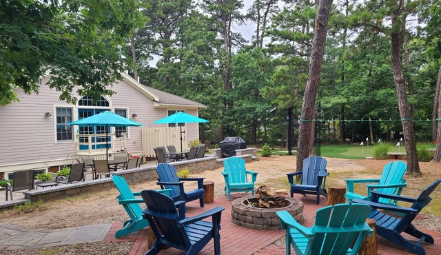 Eastham Family Friendly Home on the bike path and close to beaches