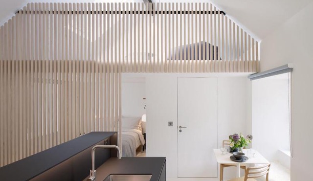 Eastside - Architect designed retreat with wood-fired sauna
