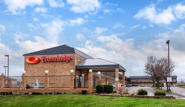 Econo Lodge Belton - Kansas City South
