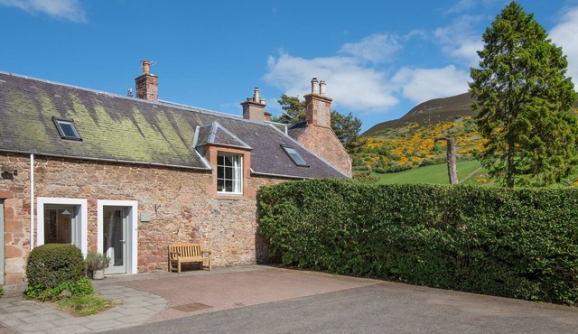 Eildon Melrose Holiday Cottages & Log Cabins - The Granary