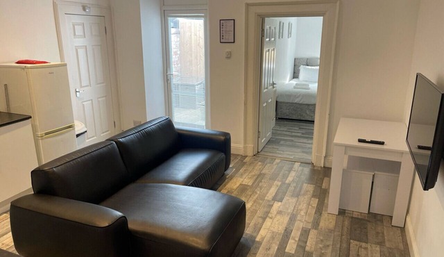 Elder Park Apartment 1