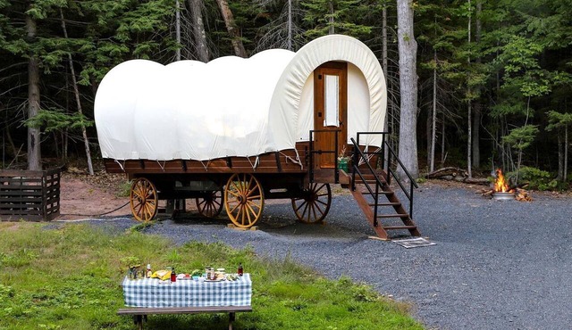 Elegant Well Designed Covered Wagon Equipped in Bayfield, Wisconsin