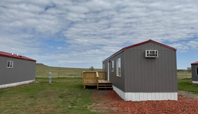 Elkhorn Cabin Summary