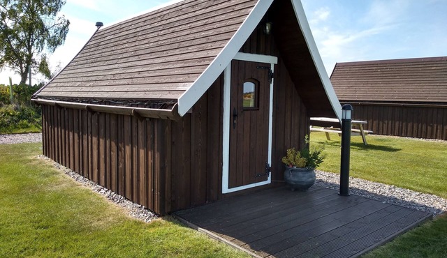 En Suite Glamping Pod, Sleeps 2 adults and 2 children, dog friendly.
