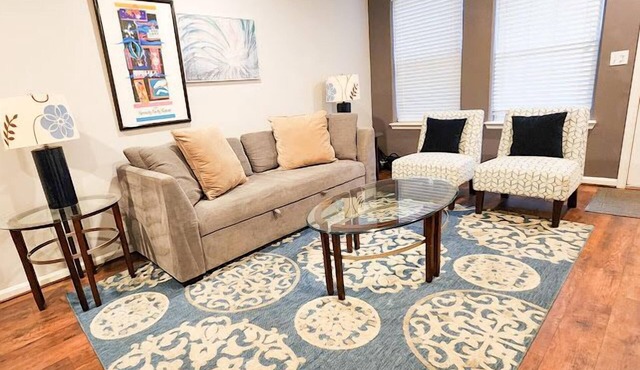 Enchanting 2-bedroom, Sleeps 6, in Heart of Highlands-Nulu-Bardstown Road