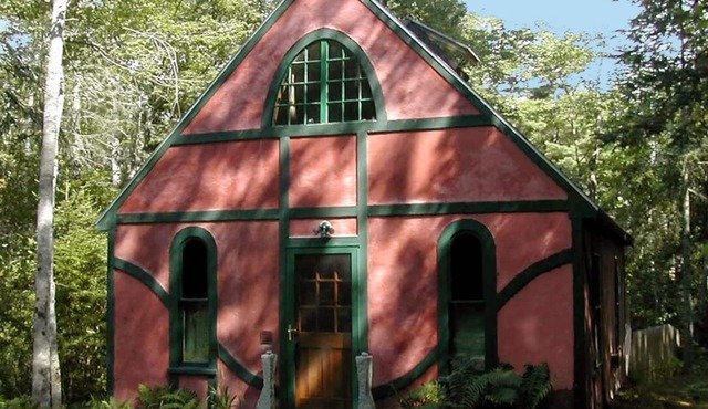 Enchanting Bar Harbor Cottage