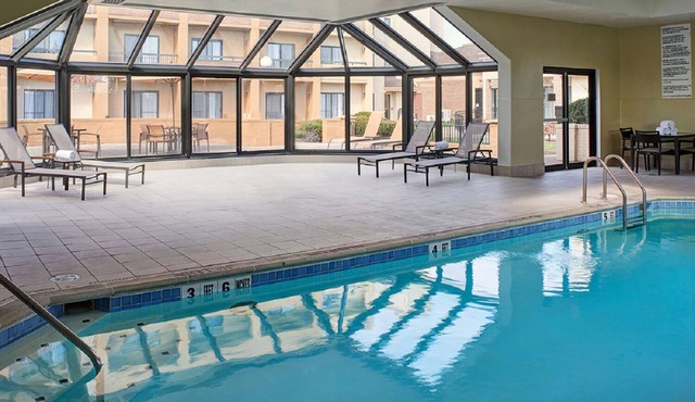 Ensuring a Very Comfortable & Memorable Stay! Near Bumblebee Ruins