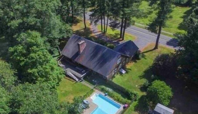 Entire Place: 2bd/2ba/Kitchen/Living Room/Laundrynn