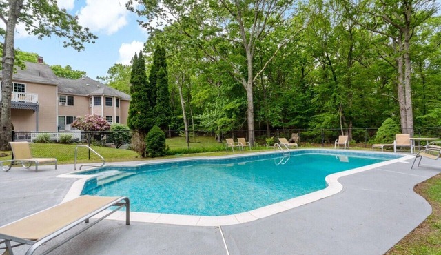 Entire Saunderstown Home with Pool
