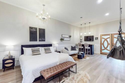 Eternal Romance-The Honeymoon Suite at 1885 Farms