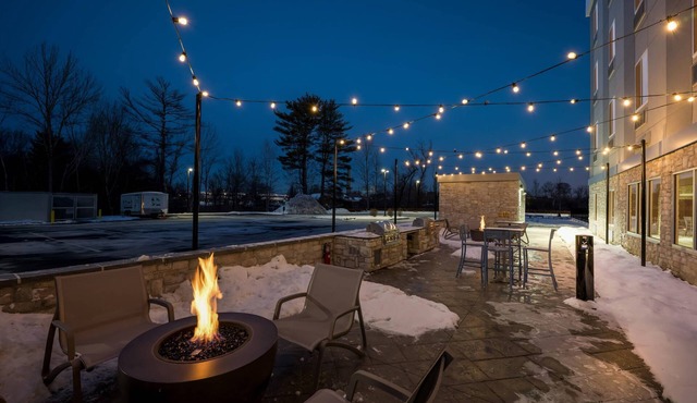 Everhome Suites Portsmouth - Newington by Choice Hotels
