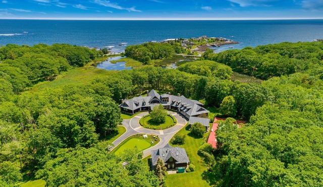 Exclusive Luxury Estate With Infinity Pool, Tennis Court, and Putting/Chipping Green