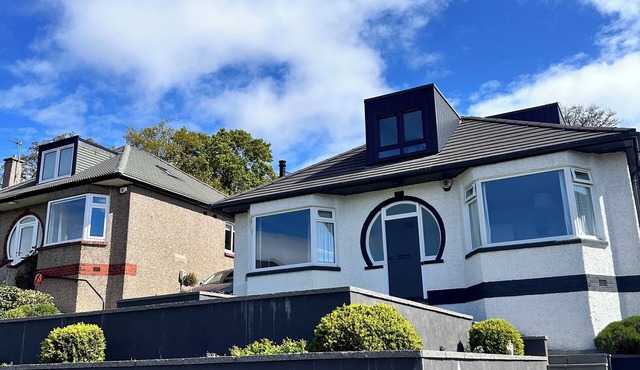 Experience Luxury: Stunning 5-Bed Airbnb in the Heart of Enchanting Edinburgh
