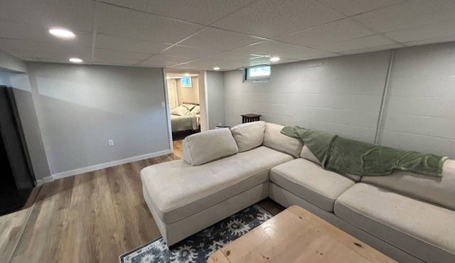 Fabulous 1-bedroom apartment in Exeter centrally located < 1 mile from downtown