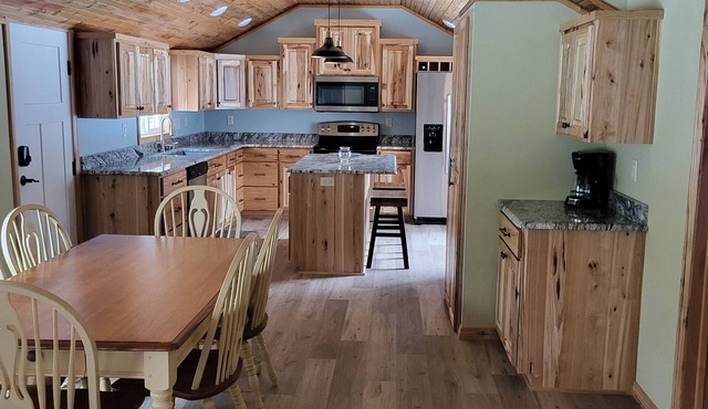 Fabulous 2-bedroom house with WiFi in Sturgeon Bay