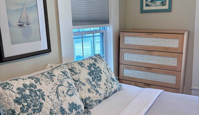 Fabulous 3 BR, 2 full bath with all amenities ON THE SAND on Salisbury Beach