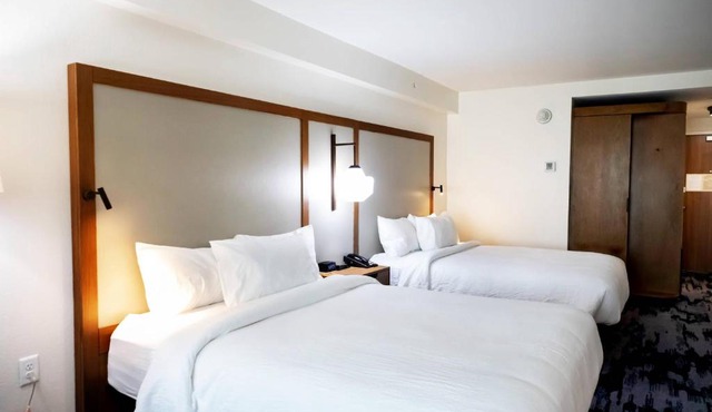 Fairfield by Marriott Inn & Suites Louisville Airport