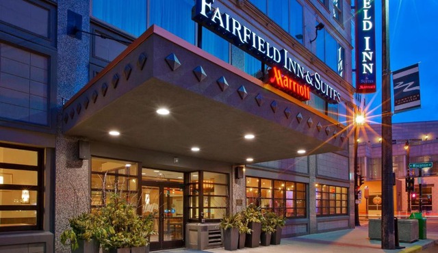 Fairfield Inn & Suites by Marriott Milwaukee Downtown