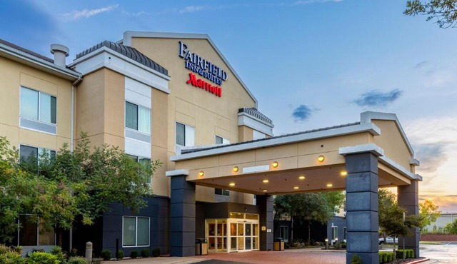 Fairfield Inn & Suites by Marriott Edmond