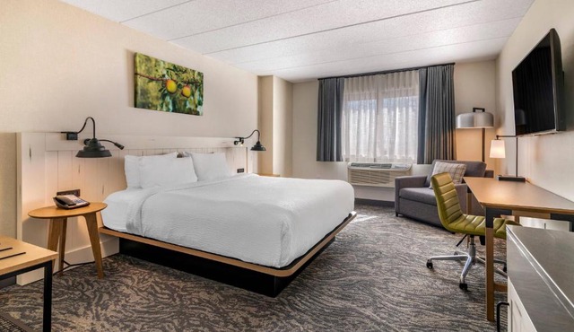 Fairfield Inn & Suites by Marriott Providence Airport Warwick