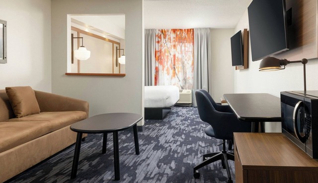 Fairfield Inn & Suites by Marriott Cincinnati Eastgate