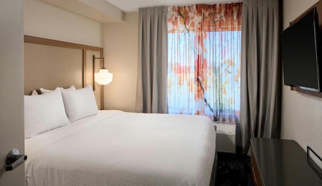 Fairfield Inn & Suites Cleveland Avon