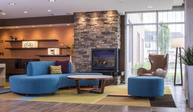 Fairfield Inn & Suites by Marriott Pittsburgh North/McCandless Crossing