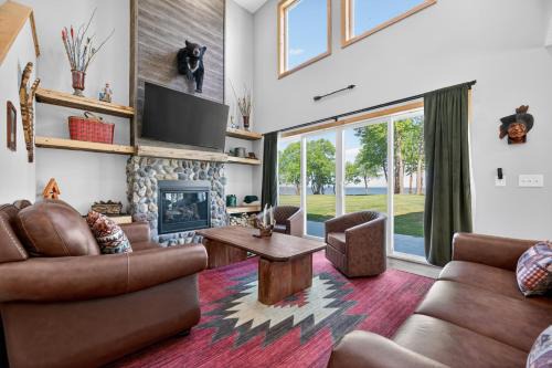 Fairway Getaway near Mille Lacs home