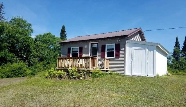 Family Cabin in Stewartstown for a New Hampshire Weekend Getaway