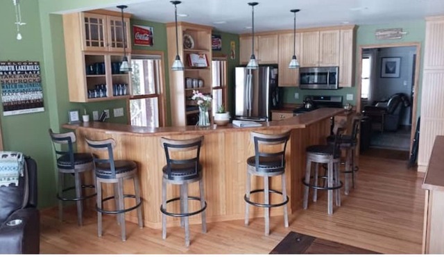 Family Farmhouse with Fireplace on Lake Winnebago