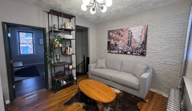 Family-friendly 4-bedroom apartment in the historic North End of Boston